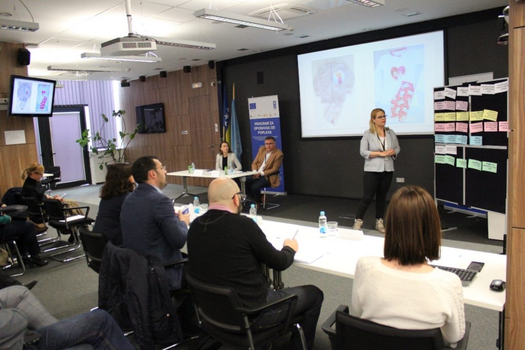 Dragica prezentuje svoju biznis ideju pred stručnom komisijom u Sarajevu